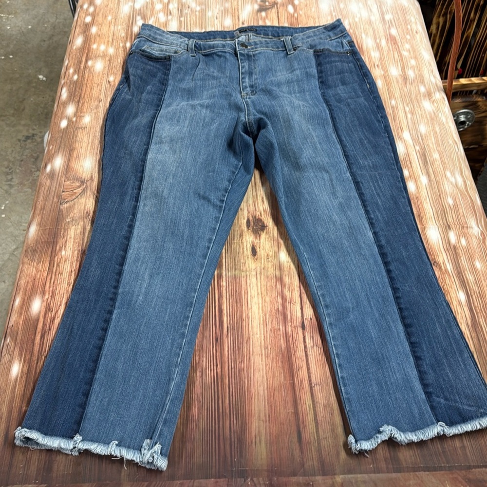 Women’s Dual Tone Cropped Jeans by Elliott and Vine